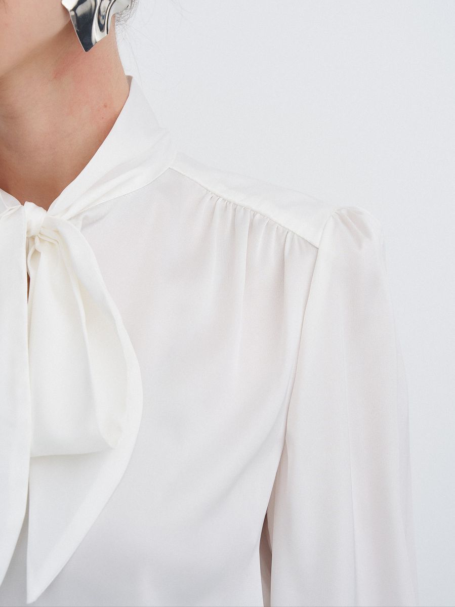 Блузы и рубашки