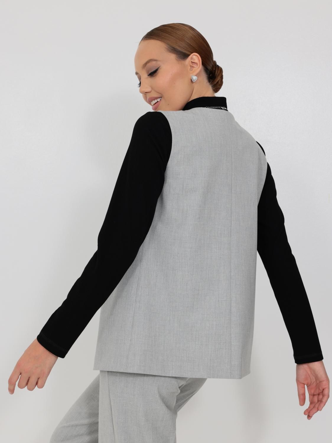 Костюм с жилетом 8-57